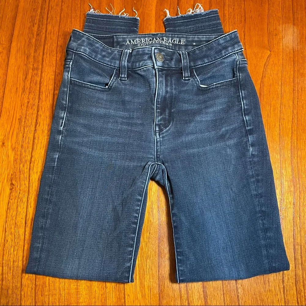 American Eagle distressed hi rise skinny jeggings with raw hem